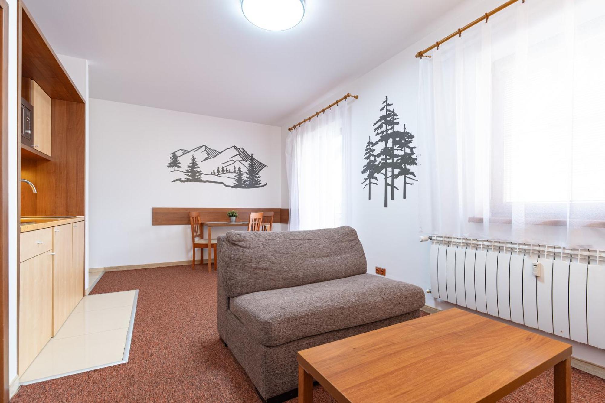Family & Friends Apartment เวลคา ลอมนิตซา ภายนอก รูปภาพ